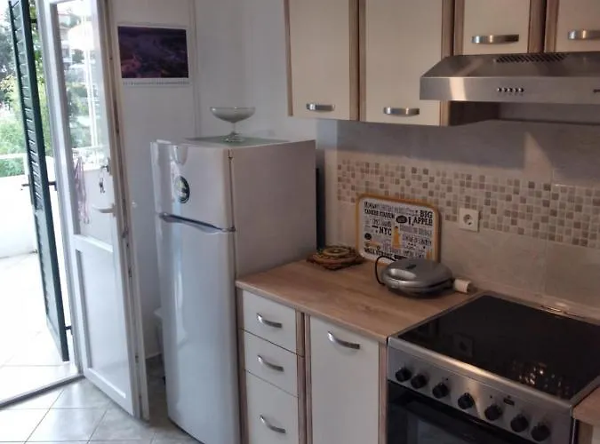 Gostinjska kuća And Hvar Vijola