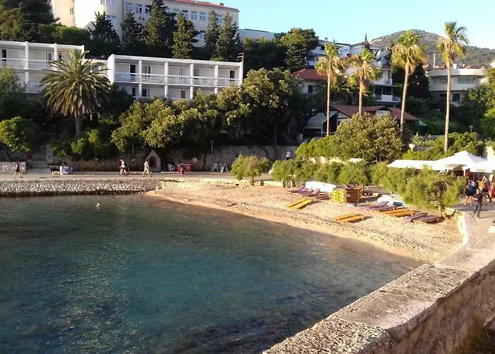 Gostinjska kuća And Hvar Vijola 3*